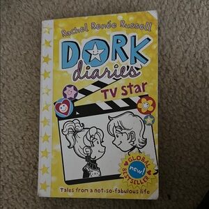 Dork Diaries TV Star Book
